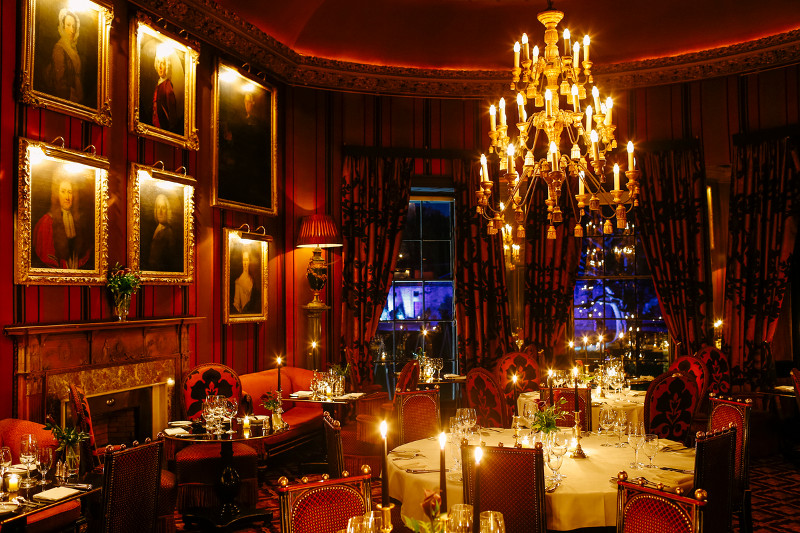 Новый год в Эдинбурге ужин в отеле Prestonfield House