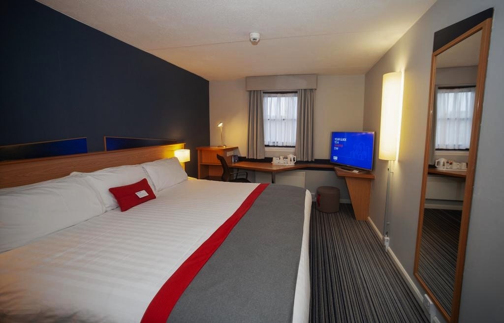 картинка Holiday Inn Express Perth room