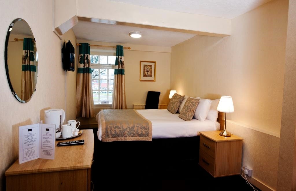 картинка Milton Watermill Hotel Paisley room1
