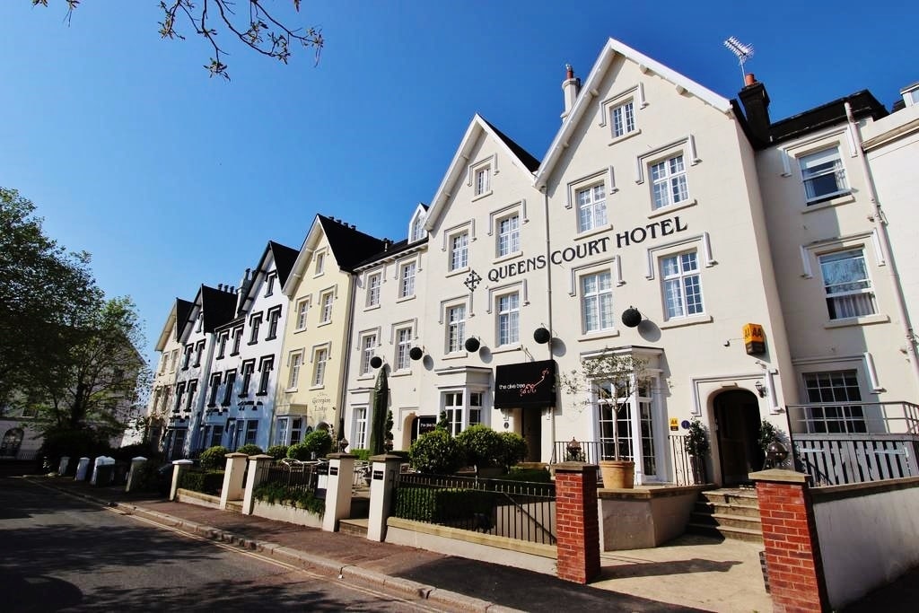 картинка Queens Court Hotel 3* Exeter