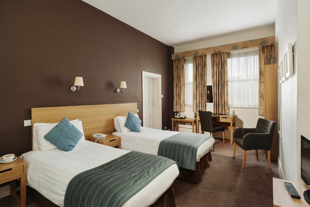 картинка The Highland Hotel Strathpeffer room